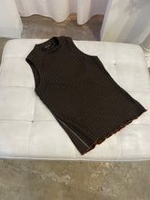 Load image into Gallery viewer, Camiseta Sandré sin mangas