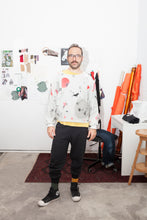 Load image into Gallery viewer, Sweater Kochin &quot;arty&quot; Martina white_red