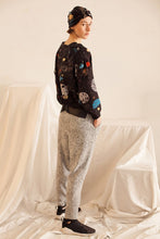 Load image into Gallery viewer, sweater Kochin macro Cosmos Gina