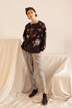 Load image into Gallery viewer, sweater Kochin macro Cosmos Gina