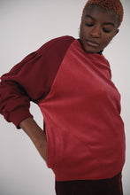 Load image into Gallery viewer, Sweater Kochin pomegranate velvet