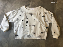 Load image into Gallery viewer, Sweater Kochin &quot;arty&quot; Martina white_black