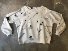 Load image into Gallery viewer, Sweater Kochin &quot;arty&quot; Martina white_black